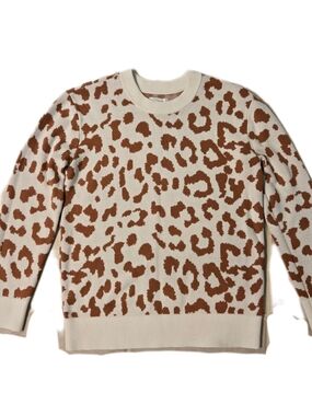 Daily Ritual Cream Crewneck Sweater with Brown Leopard Print